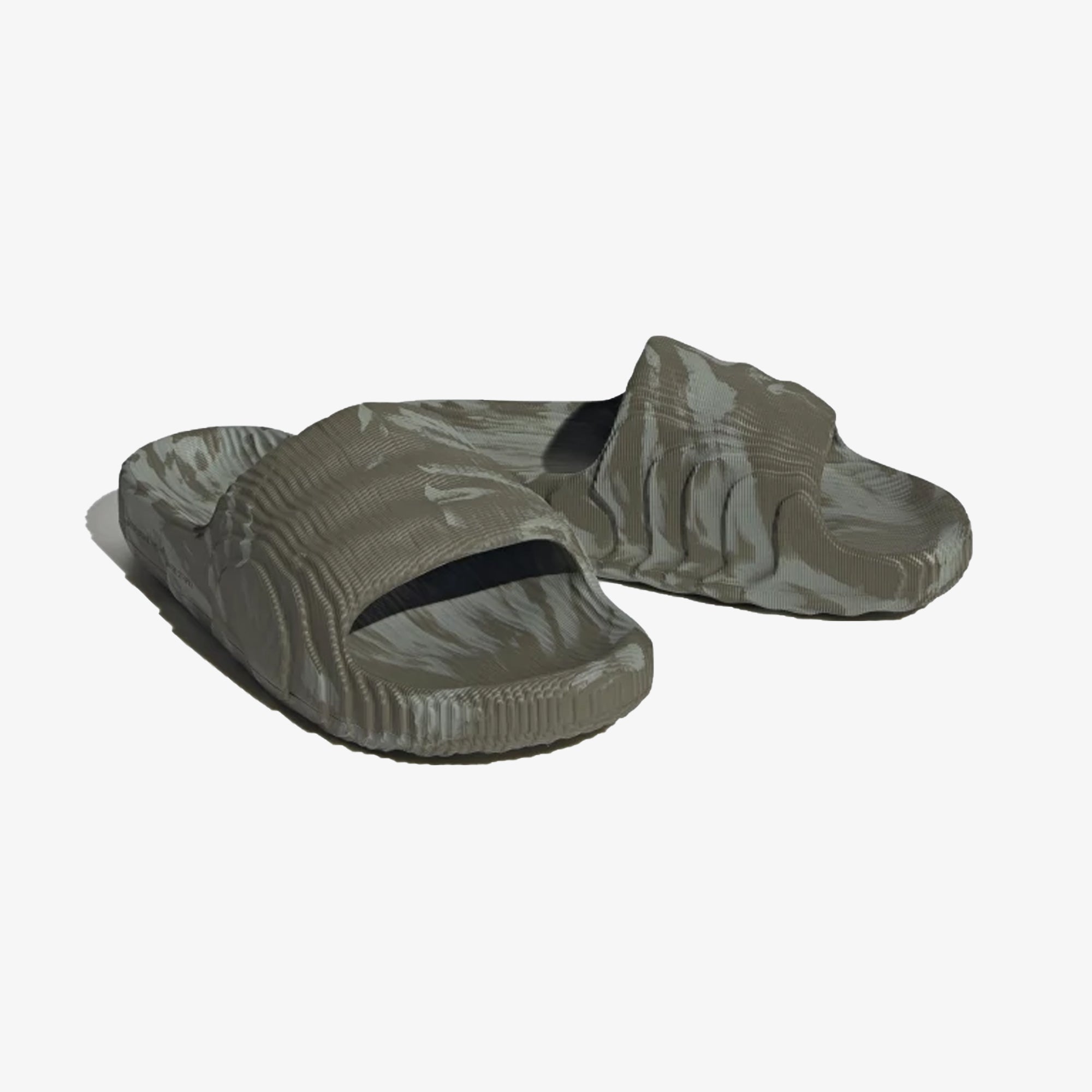 ADILETTE 22 'OLIVE STRATA/SILVER GREEN'