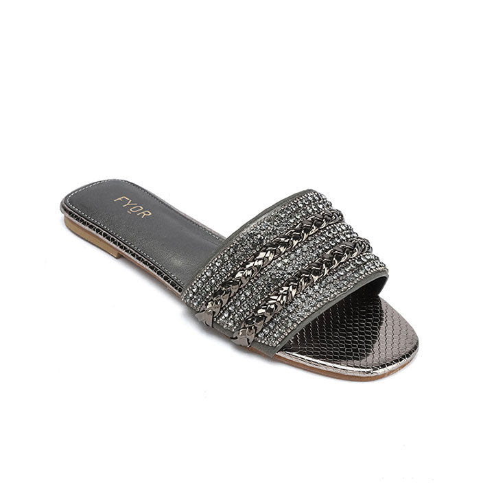 Slip-on Adorned with Crystals MY 334